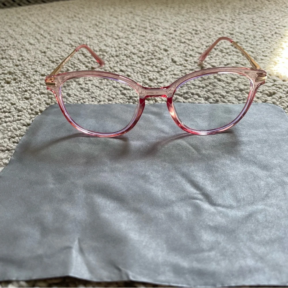 Pink Blue Light Glasses - Picture 4 of 9